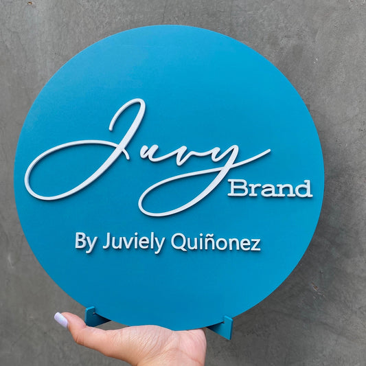 Hablador de MDF pintado